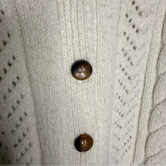 Anthropologie Cream Chunky V Neck Cardigan Sweater Size Small - Picture 8 of 9